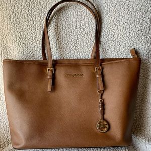 Michael Kors Jet Set Brown Leather Tote
